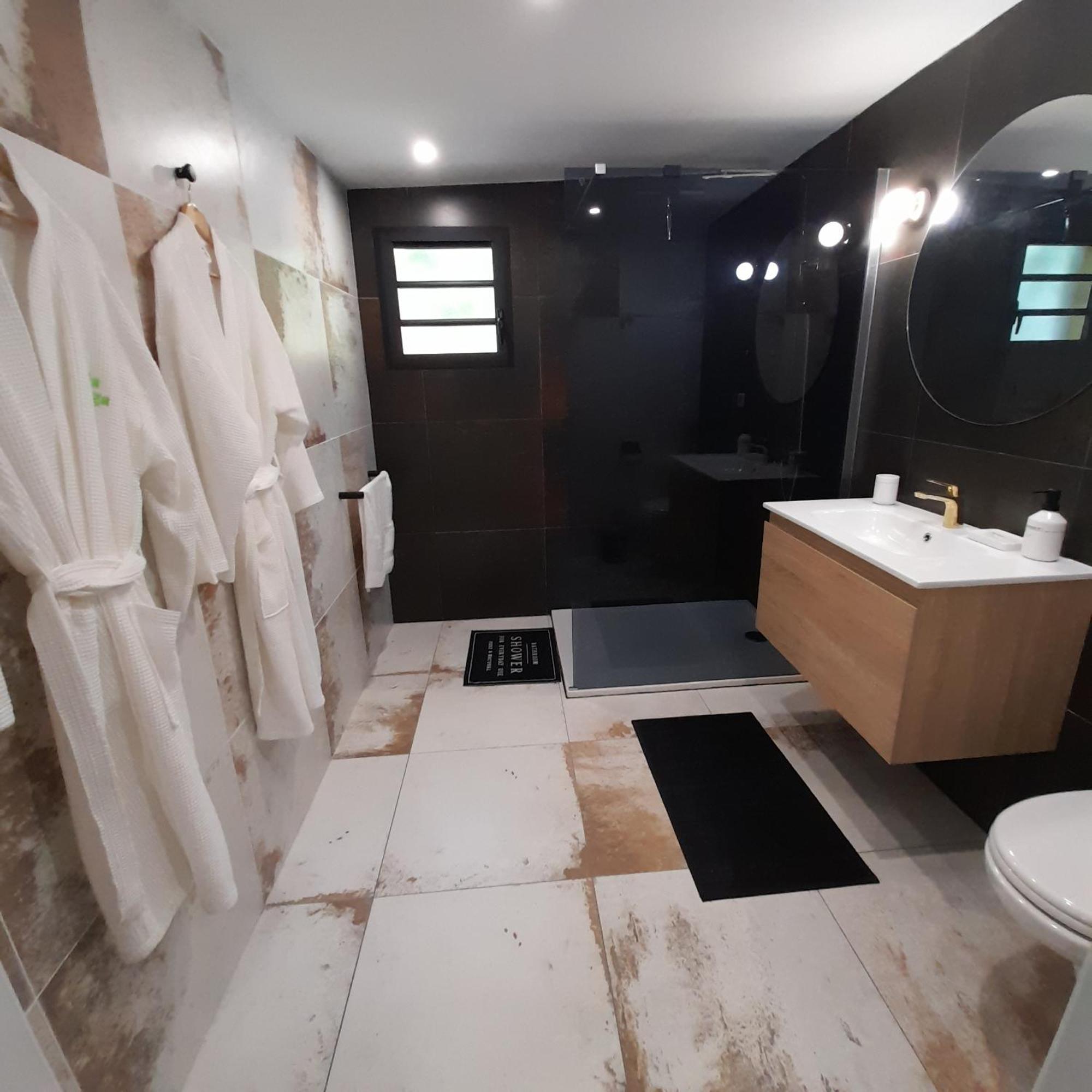 Villa Garriga Le Bois de Nefles  Szoba fotó